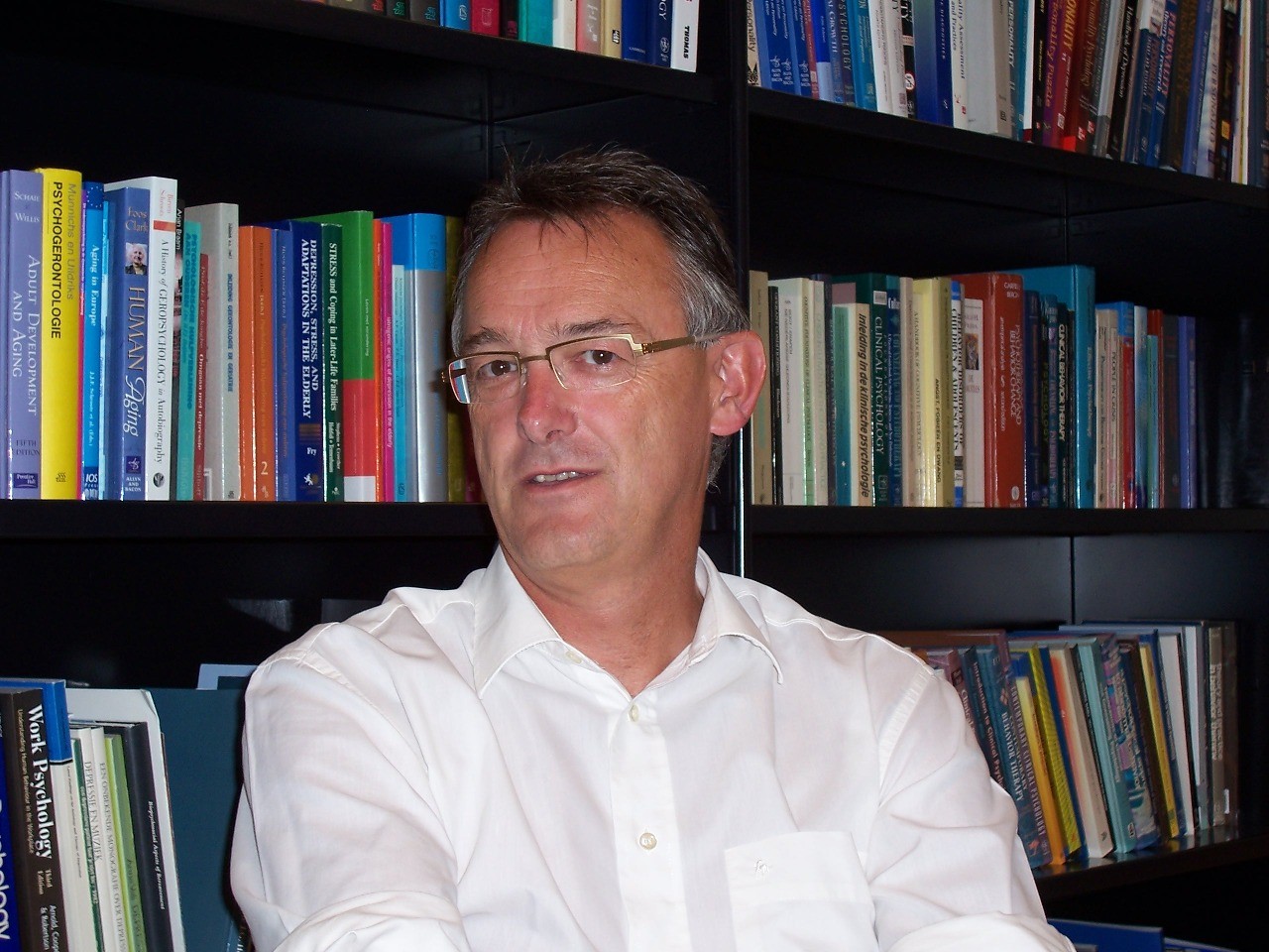 ‘Middeleeuwse vooroordelen’ bij hulpverleners over suïcidaliteit