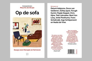 op de sofa